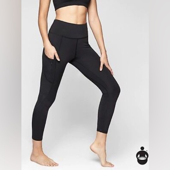 Athleta Pants - Athleta Up For Anything 7/8 Leggings with Pockets Size XXS